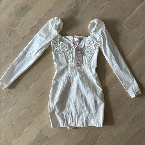 Oh Polly Dresses & Skirts - oh polly white long sleeve corset mini dress